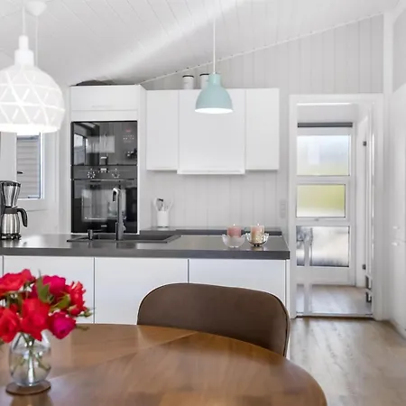 Quanna - 450m From The Sea By Interhome * Hejls