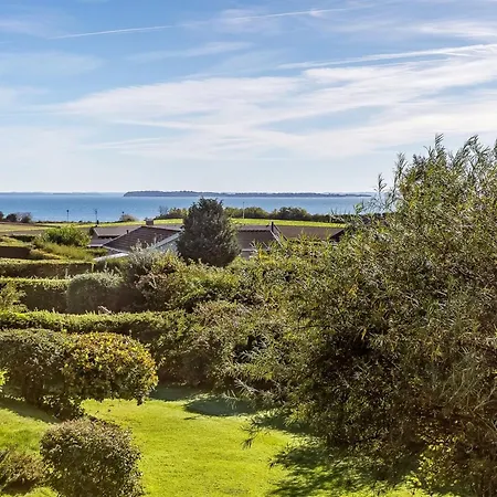 Quanna - 450m From The Sea By Interhome *